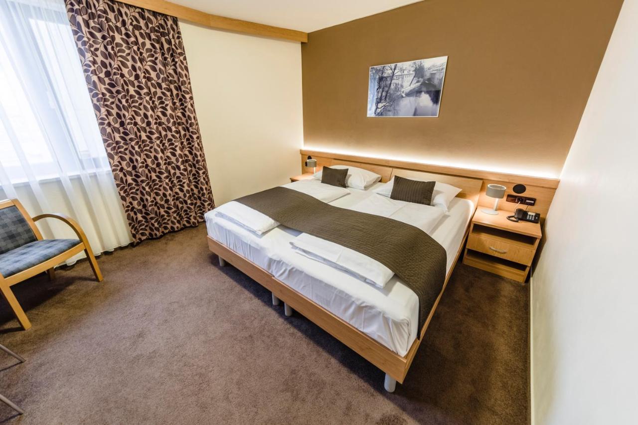 Double or Twin Room City View